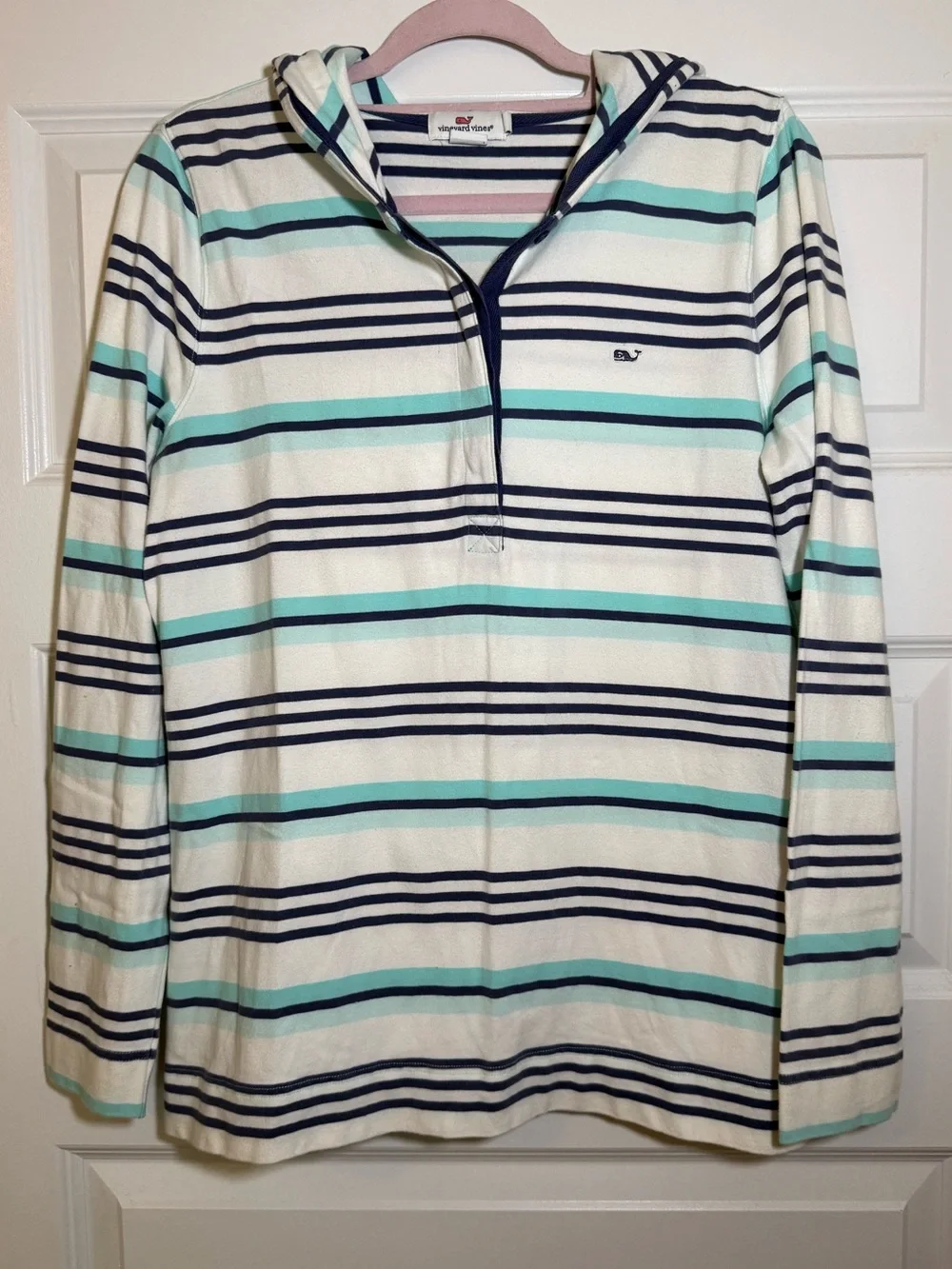 Vineyard Vines White, Navy, & Aqua Striped Hooded Pullover - Size: L